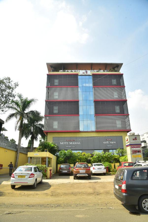 Hi 5 Hotel&Experience Nashik Buitenkant foto